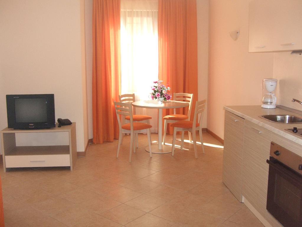 Aparthotel Royal Sun Sunny Beach Habitación foto